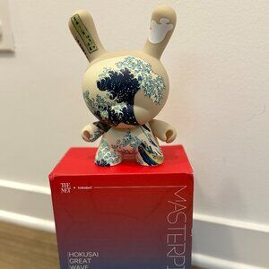 MET Limited Edition 8-Inch Figure - The Great Wave by Katsushika Hokusai